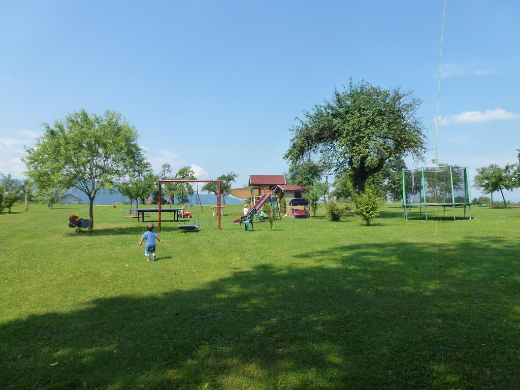 Appartement Landhaus Felsenkeller St. Kanzian am Klopeiner See Exterior foto
